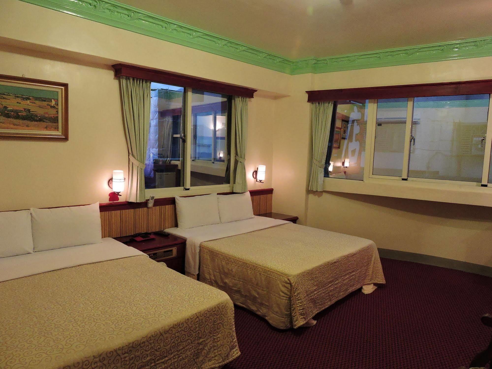 Longchi Hot-Spring Hotel Jiaoxi Dış mekan fotoğraf