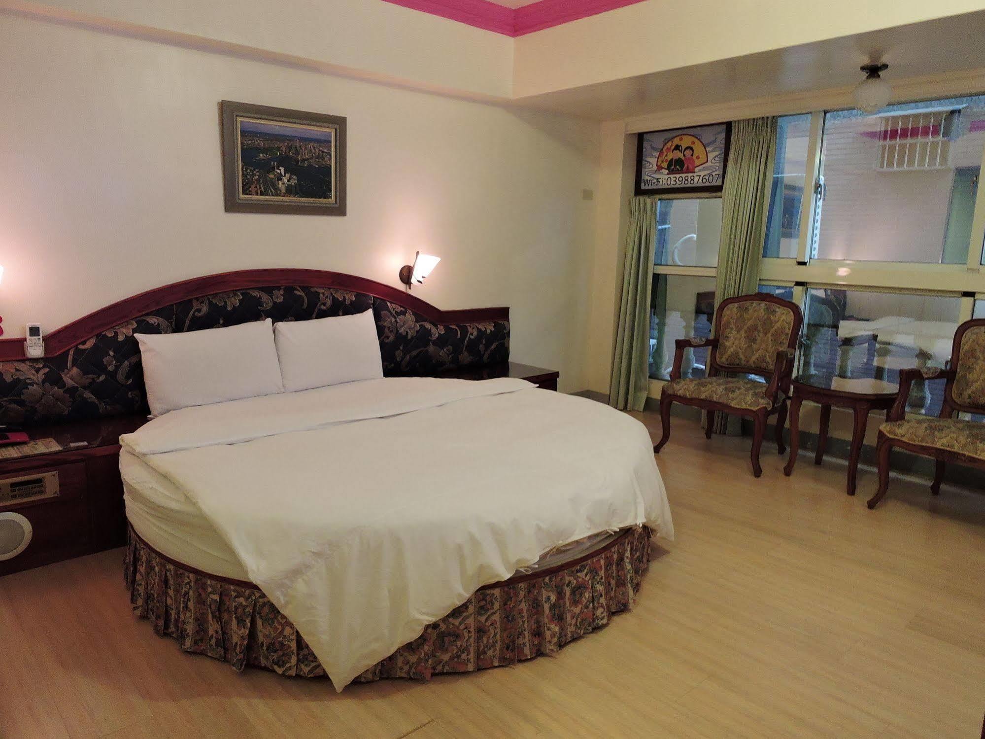 Longchi Hot-Spring Hotel Jiaoxi Dış mekan fotoğraf